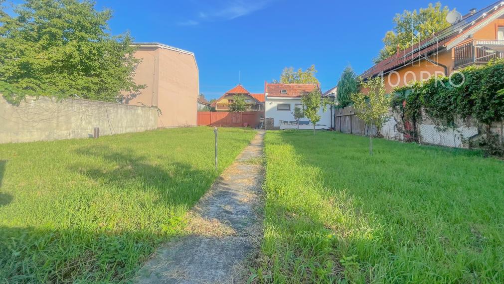 Lukratívny slnečný pozemok v Bratislave – Podunajské Biskupice