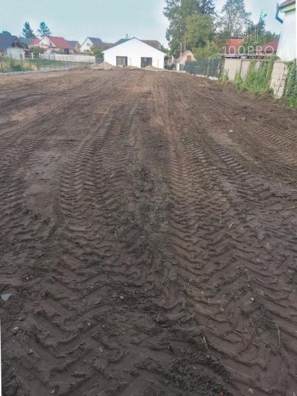 Stavebný pozemok na predaj v Záhorskej Vsi, 1226 m², s inžinierskymi sieťami