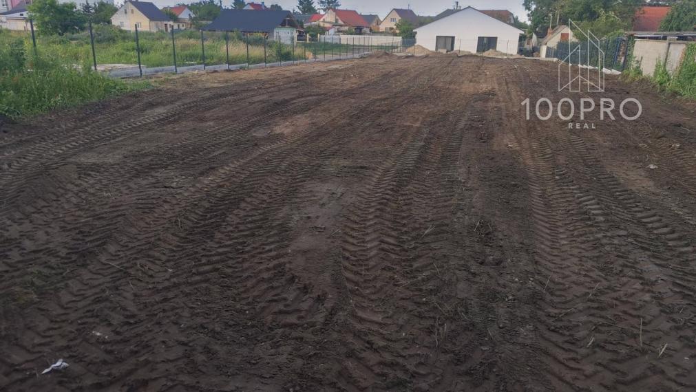 Stavebný pozemok na predaj v Záhorskej Vsi, 1226 m², s inžinierskymi sieťami