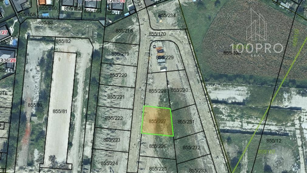 Exkluzívny stavebný pozemok v Tomášove: Ideálna príležitosť pre váš vysnívaný domov!