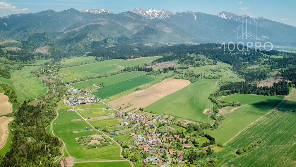 Útulná Chalupa (RD) v Srdci Liptova: Vaše Útočisko pod Tatrami