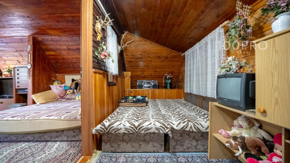 Idylická chata v srdci prírody s moderným vybavením a vlastným prameňom