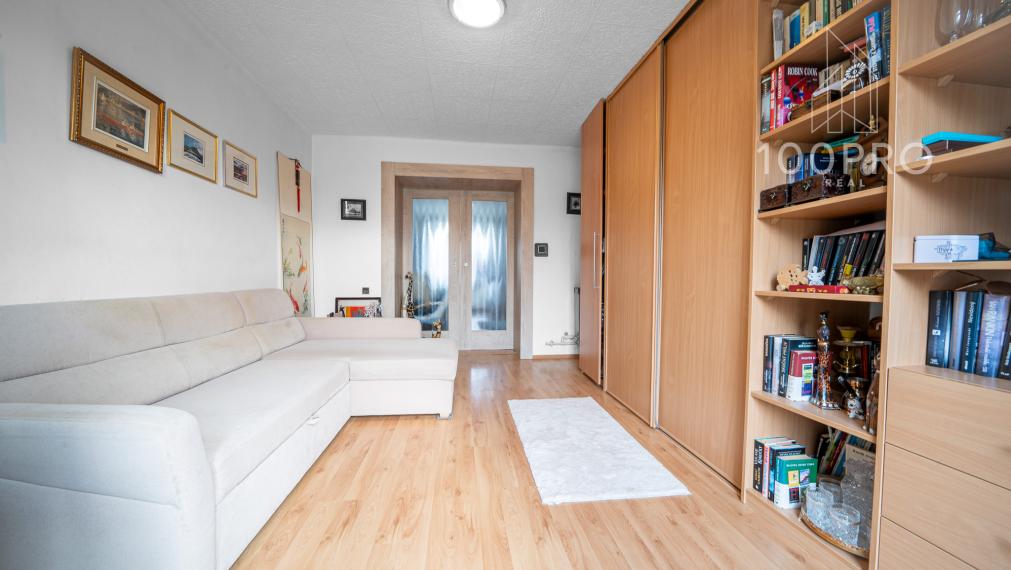 Dobre dispozične riešený byt s nízkymi nákladmi – vaša nová adresa v Rači!