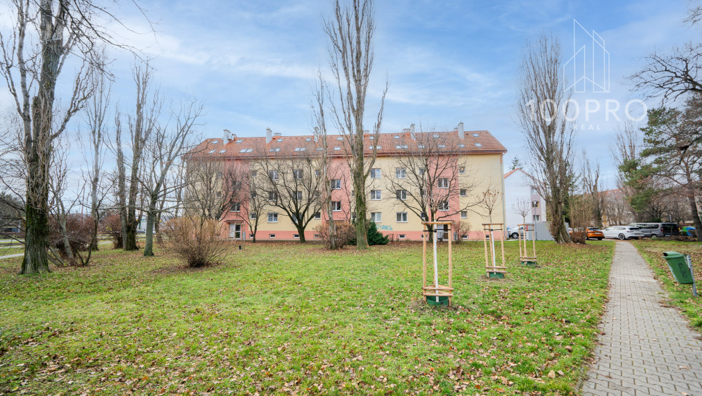 Dobre dispozične riešený byt s nízkymi nákladmi – vaša nová adresa v Rači!