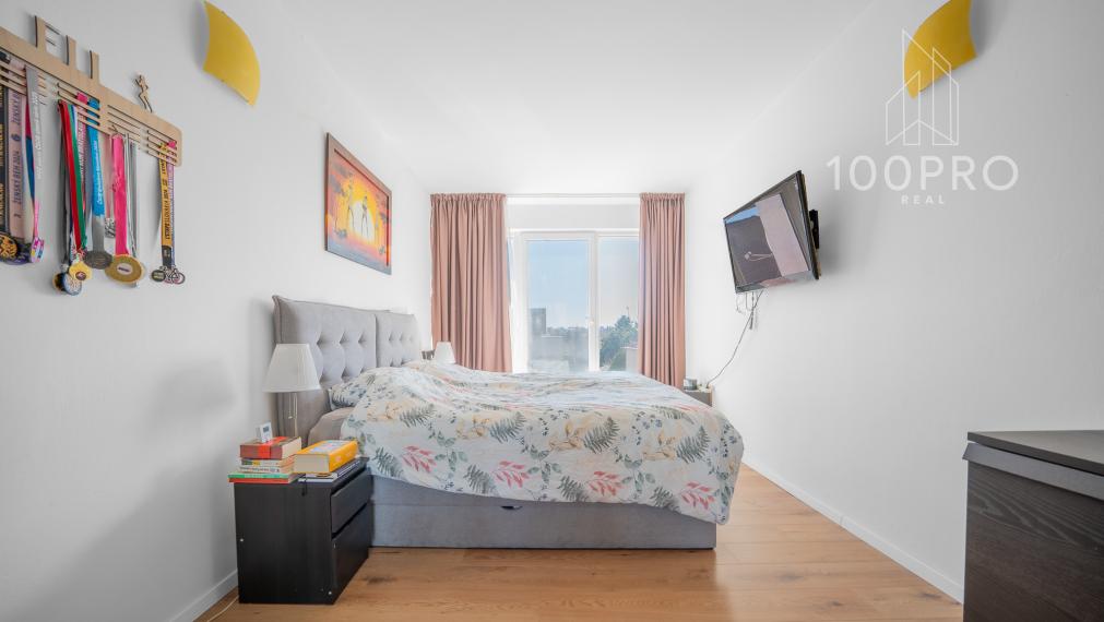 Domov, ktorý definuje moderné rodinné bývanie. Priestranné izby, kvalitná rekonštrukcia a súkromie na dosah prírody.