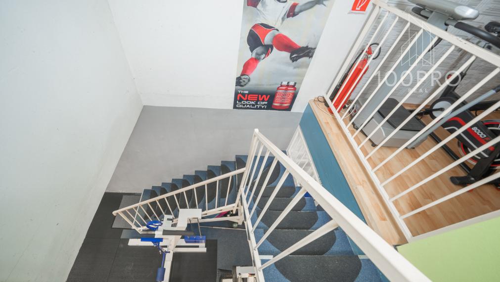 Priestranný (210m²) komerčný priestor v Bratislave