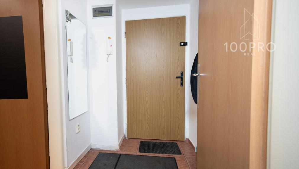 2i byt v Starom Meste, ktorý kombinuje adresu, tehlovú stavbu a investičný potenciál