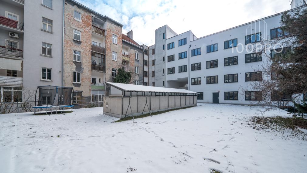 2i byt v Starom Meste, ktorý kombinuje adresu, tehlovú stavbu a investičný potenciál