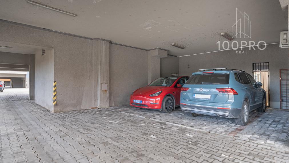 Podnikajte tam, kde denne prejdú tisíce áut! Na Kazanskej