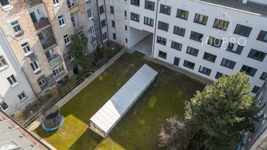 2i byt v Starom Meste, ktorý kombinuje adresu, tehlovú stavbu a investičný potenciál