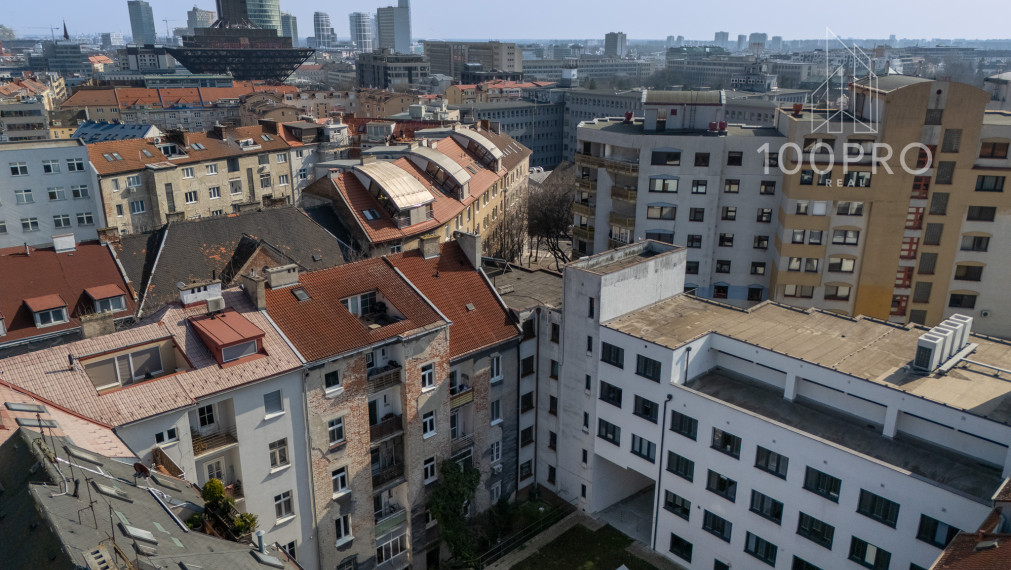 2i byt v Starom Meste, ktorý kombinuje adresu, tehlovú stavbu a investičný potenciál