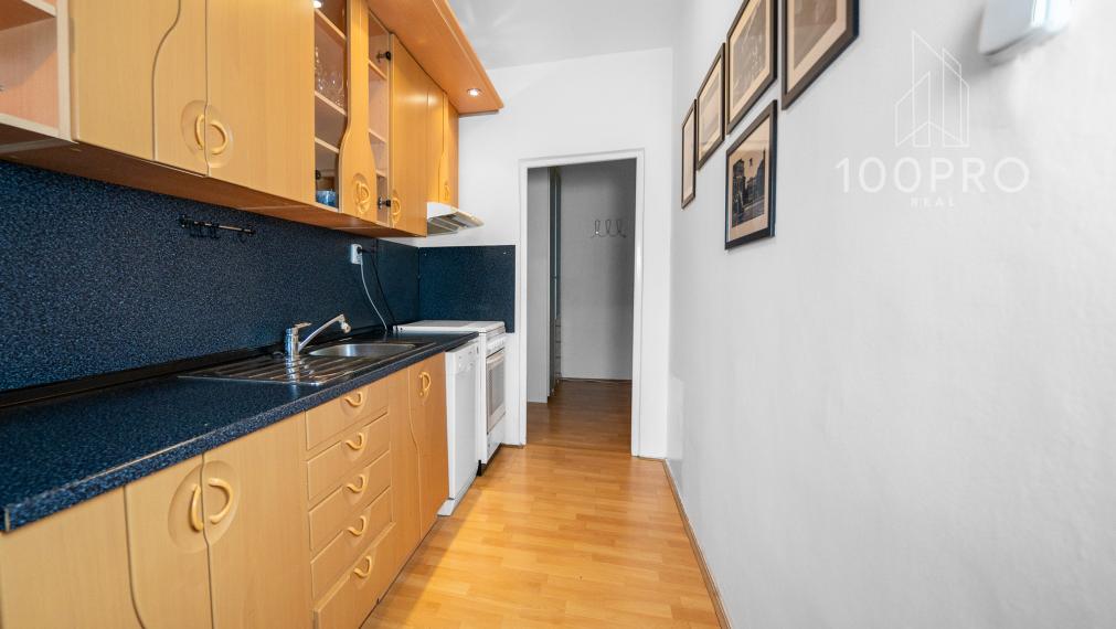 Priestranný 2-izbový byt v – Petržalka, Vilová ulica