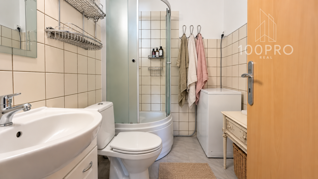 PRIESTRANNÝ 1-IZBOVÝ BYT S VÝHĽADOM | 37,6 m² | JASOVSKÁ, PETRŽALKA