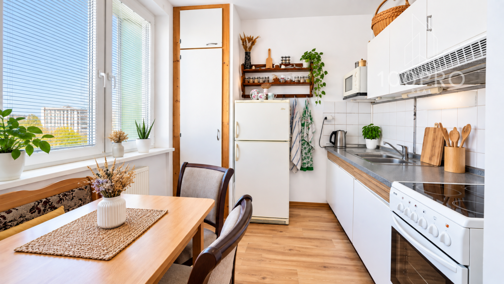 PRIESTRANNÝ 1-IZBOVÝ BYT S VÝHĽADOM | 37,6 m² | JASOVSKÁ, PETRŽALKA