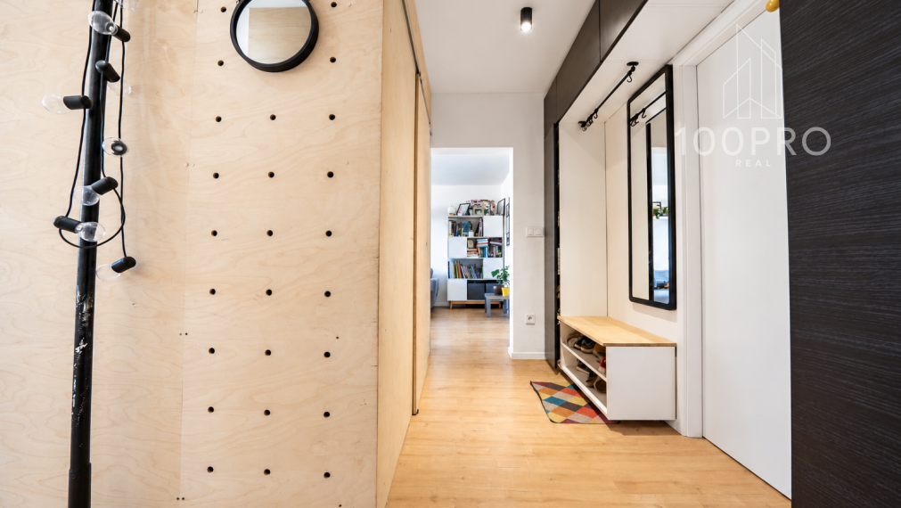 DIZAJNOVÝ BYT V RAČI | 63,5 m² | ZASKLENÁ LOGGIA | RUSTAVELIHO
