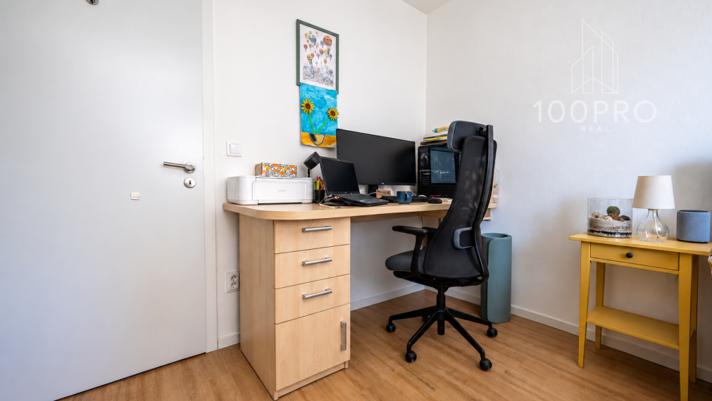 DIZAJNOVÝ BYT V RAČI | 63,5 m² | ZASKLENÁ LOGGIA | RUSTAVELIHO