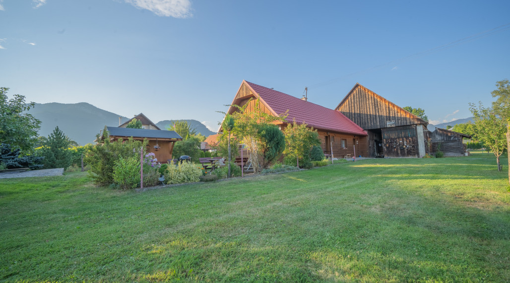 Útulná Chalupa (RD) v Srdci Liptova: Vaše Útočisko pod Tatrami