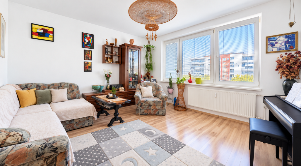 PRIESTRANNÝ 1-IZBOVÝ BYT S VÝHĽADOM | 37,6 m² | JASOVSKÁ, PETRŽALKA